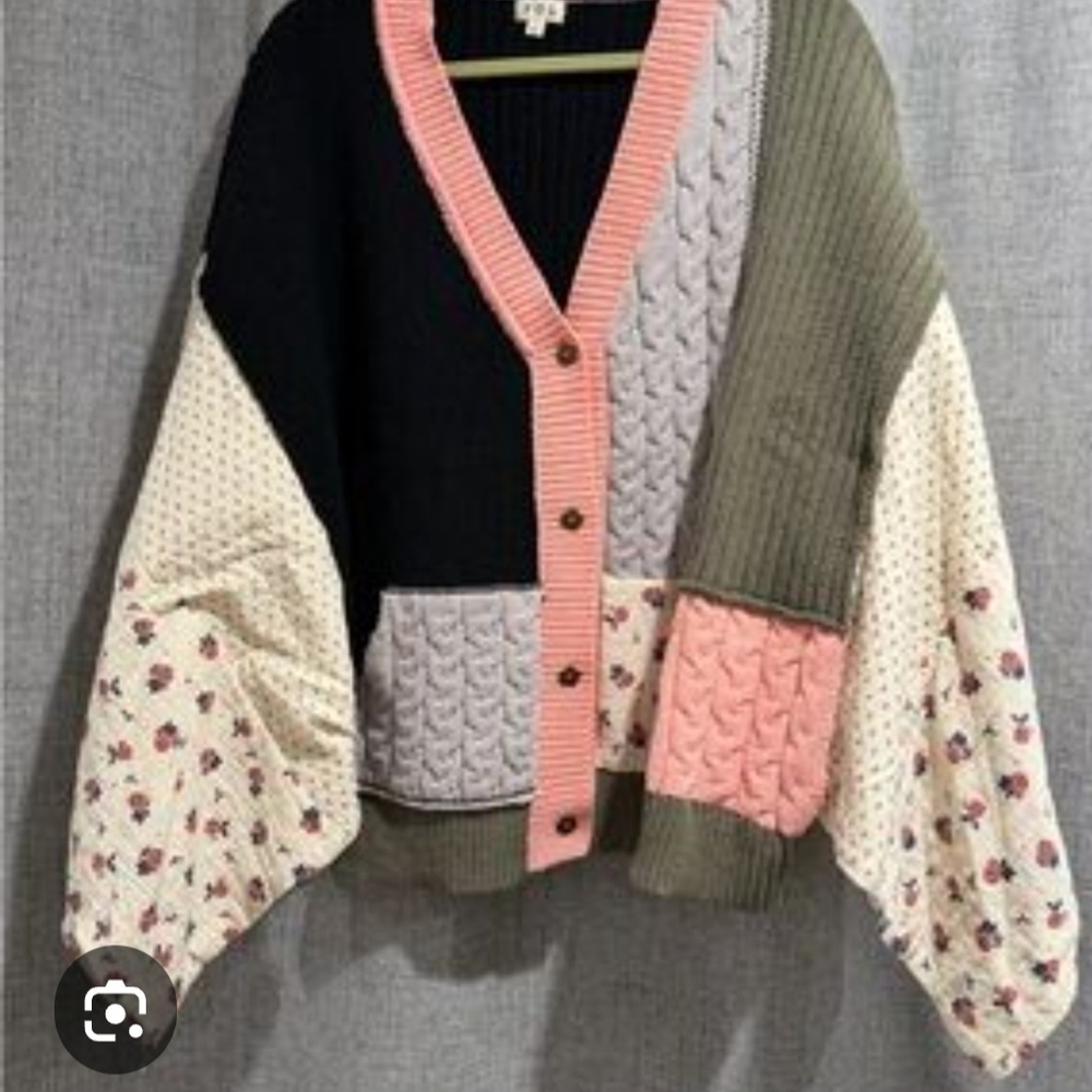 POL New Collection Colorblock Floral Mixed Materials Cardigan